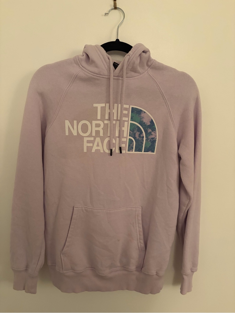 The North Face Men's Lavender Crewneck Hoodie with Blue Graphic
